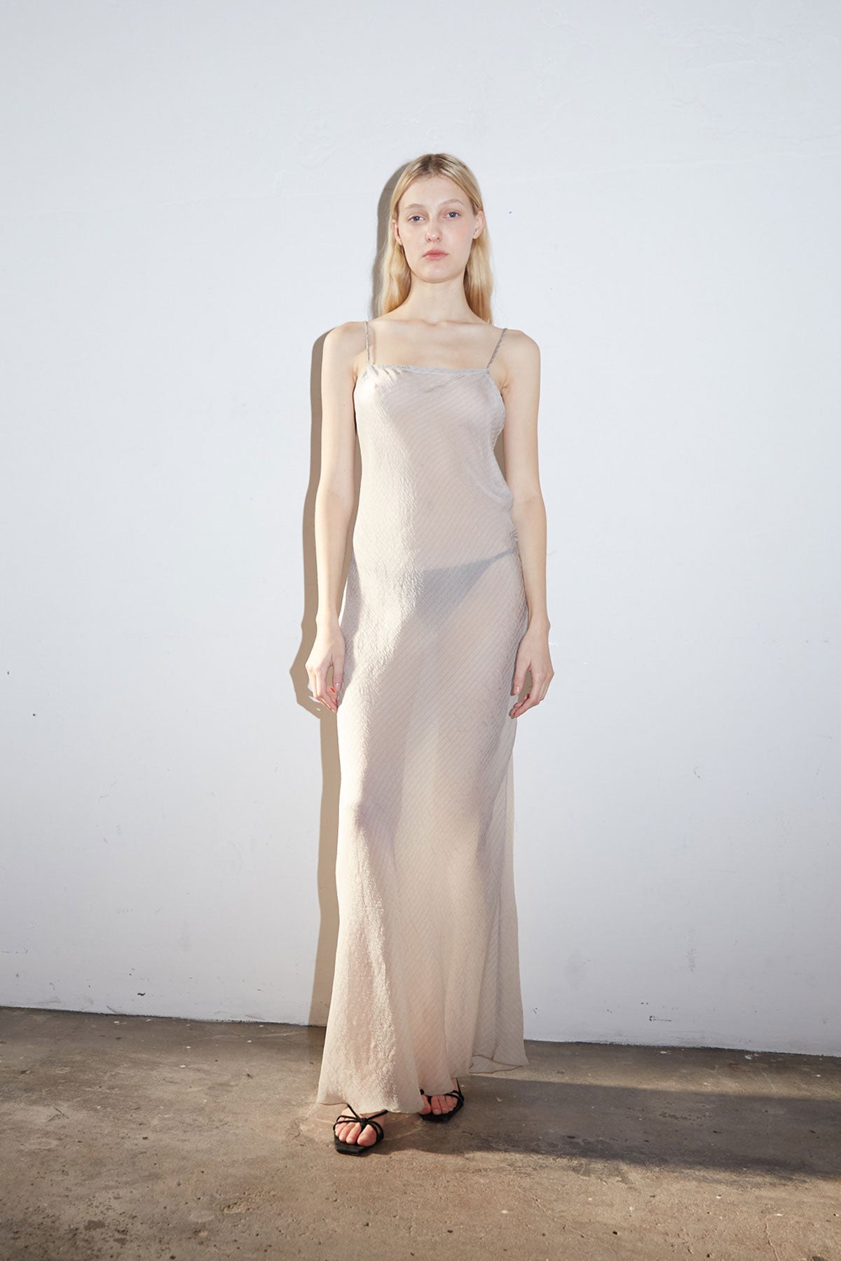 Load image into Gallery viewer, ABSTRACT DRESS - CLOUD