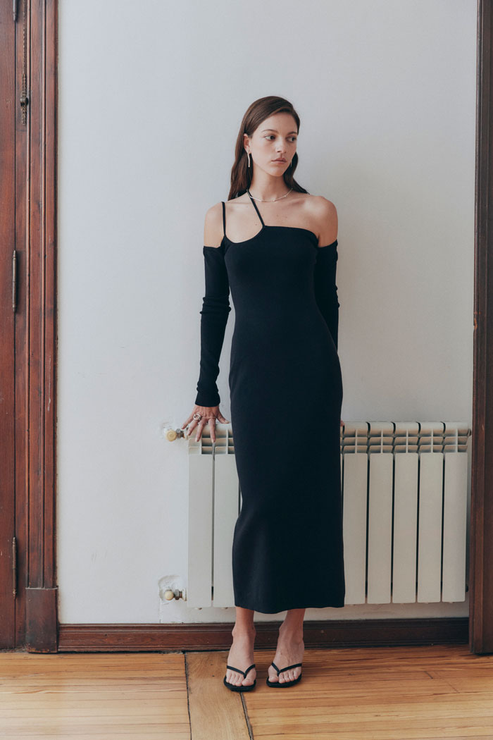 Load image into Gallery viewer, Knit Midi Dress - Black