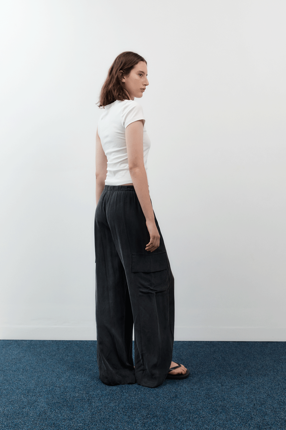 Load image into Gallery viewer, Drawstring Cargo Pant - Washed Black