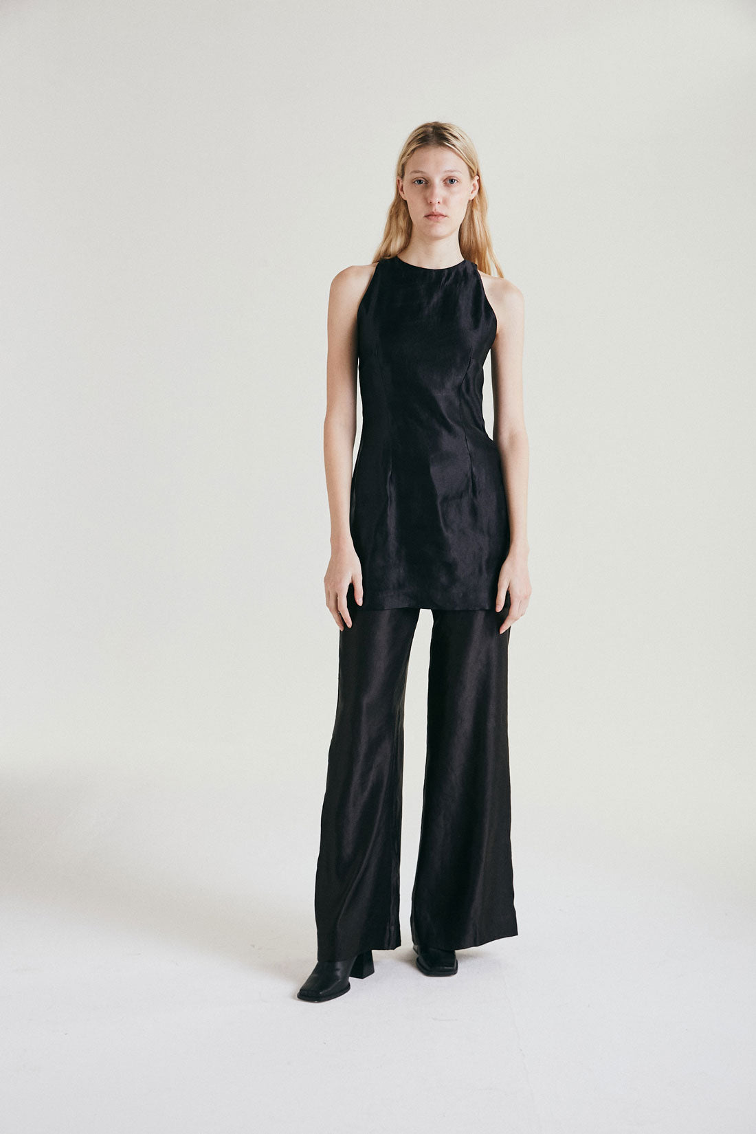 Load image into Gallery viewer, GALACTICO DRESS - BLACK