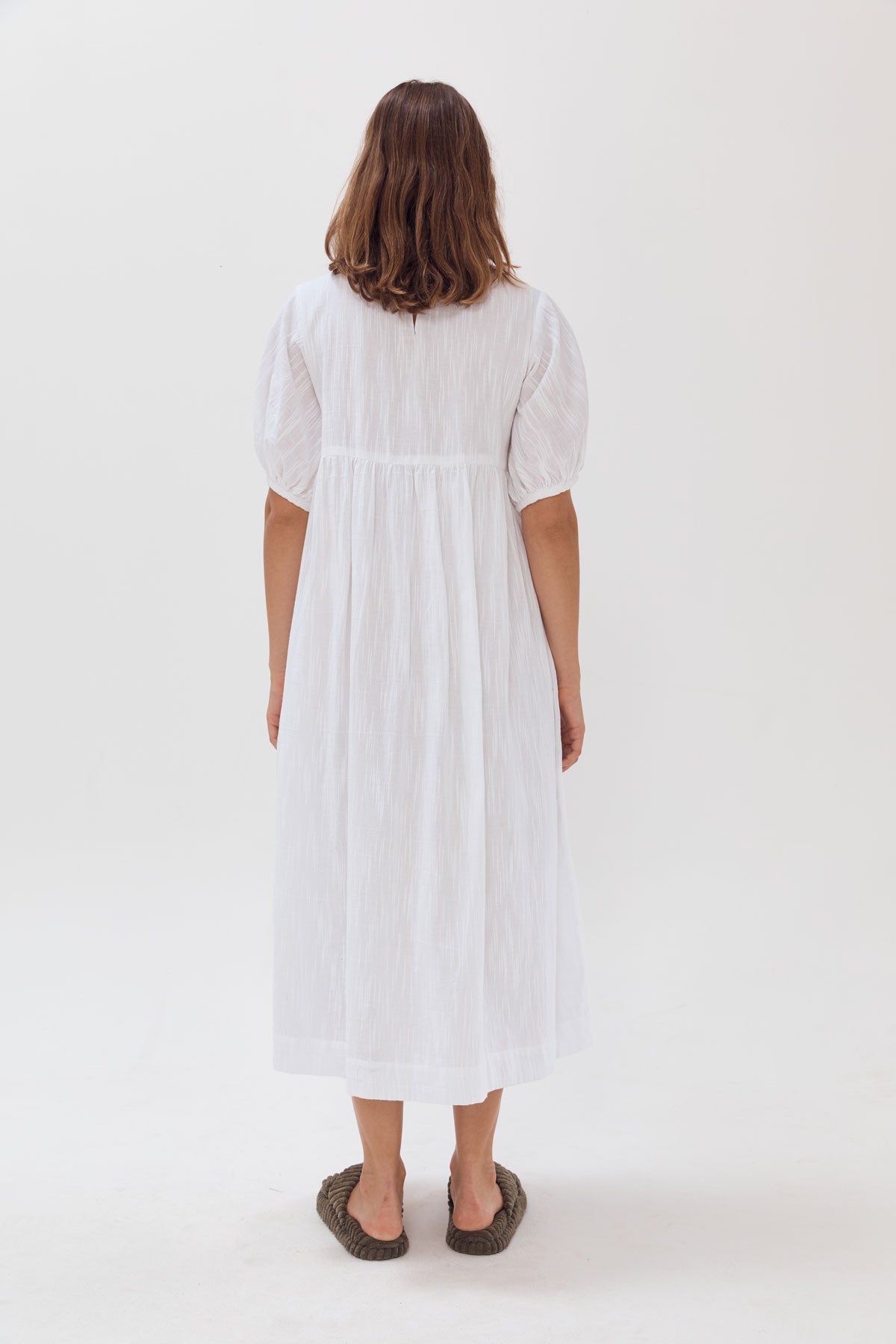 Load image into Gallery viewer, Agua Dress - White