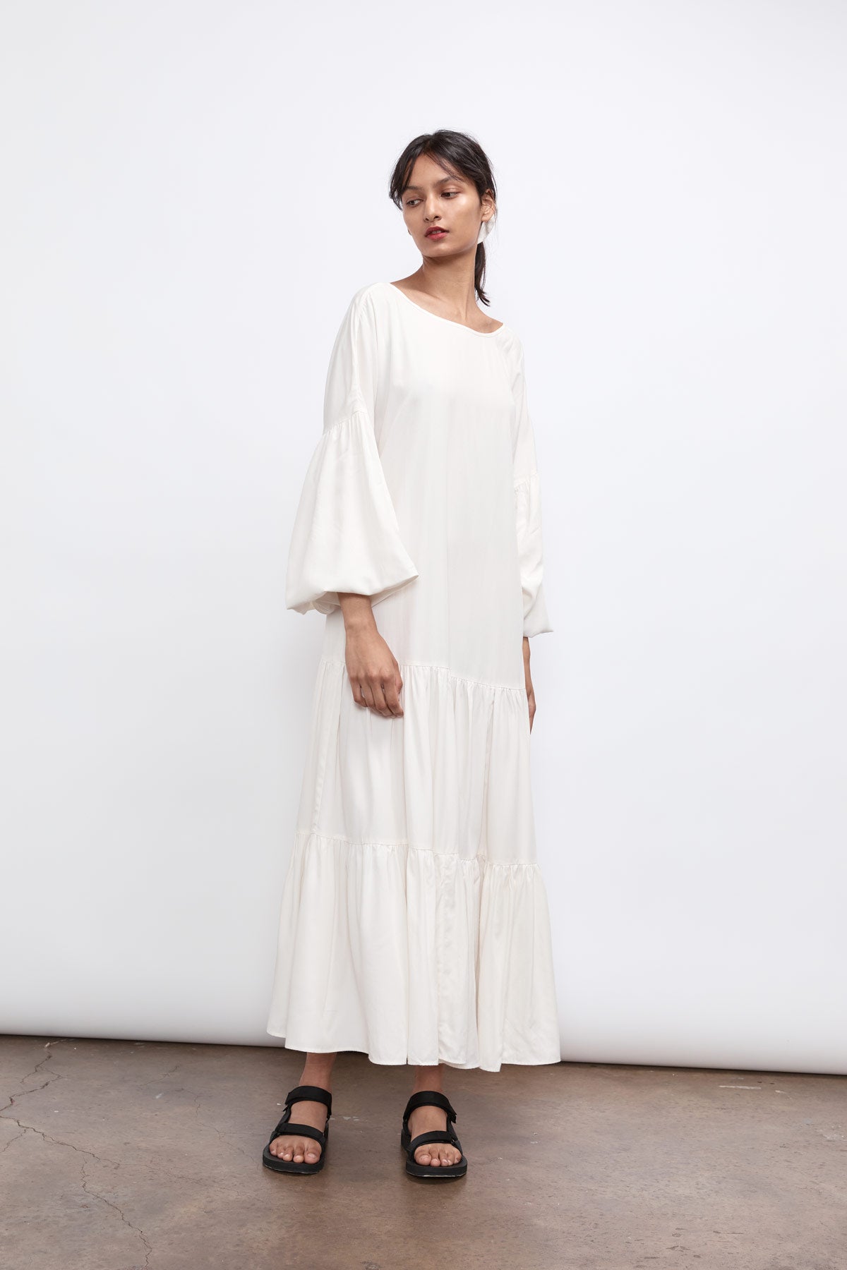 Load image into Gallery viewer, Espumoso Dress - Off White