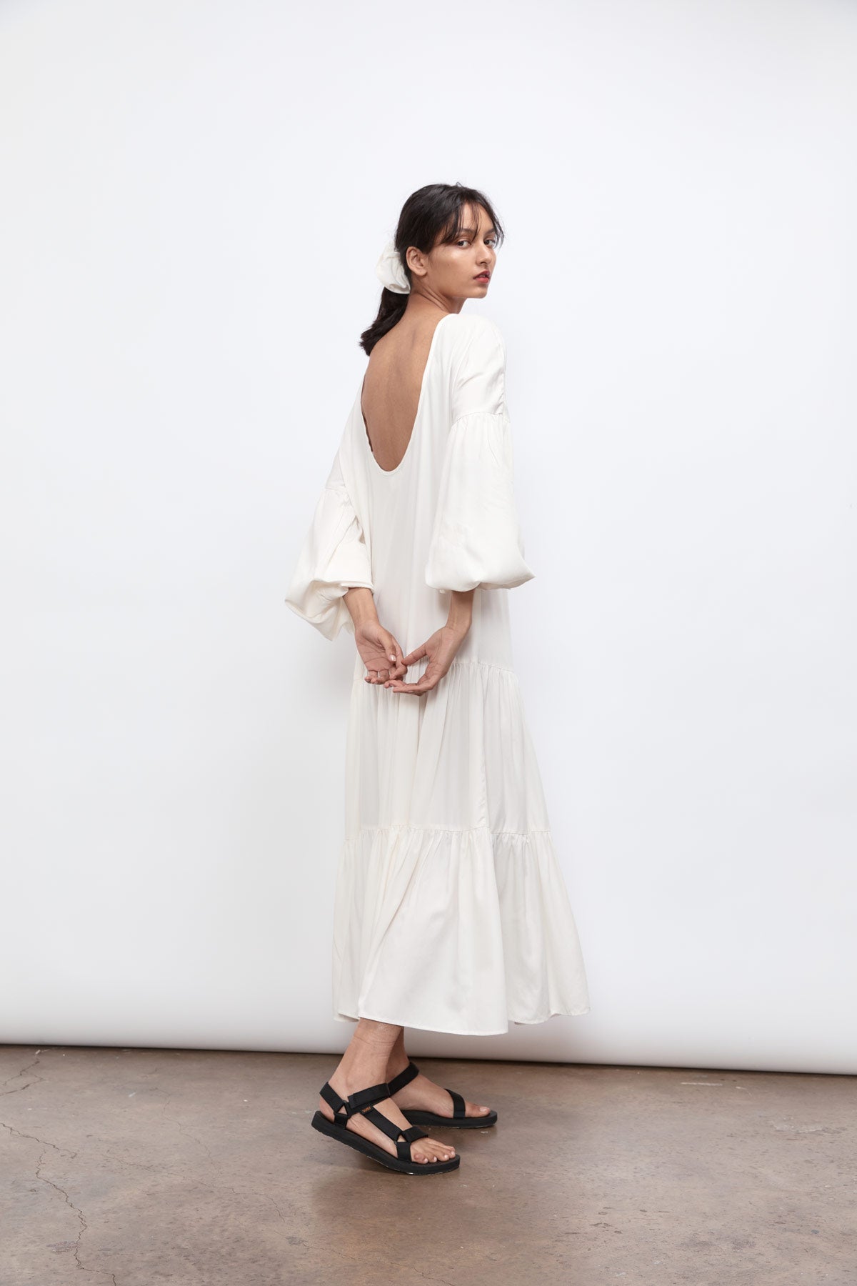 Load image into Gallery viewer, Espumoso Dress - Off White