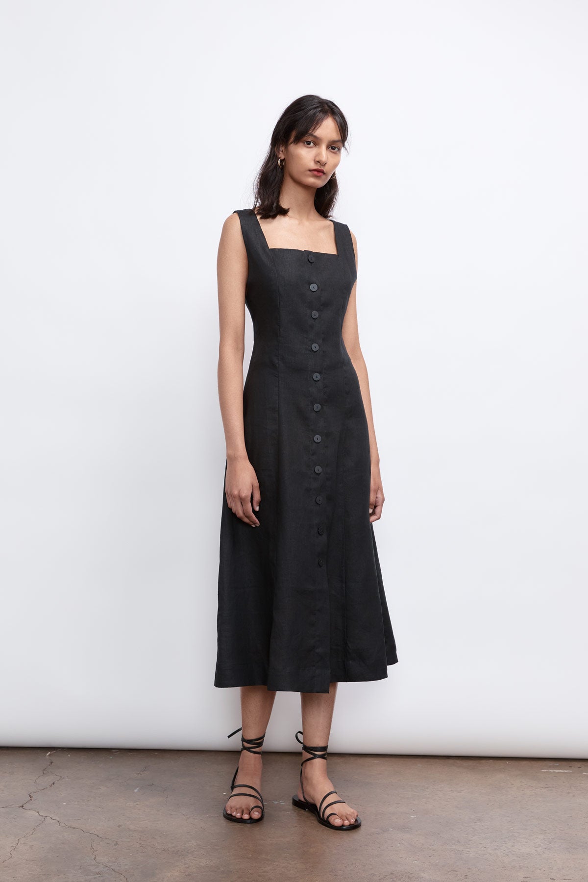 Load image into Gallery viewer, Aloe Dress - Black
