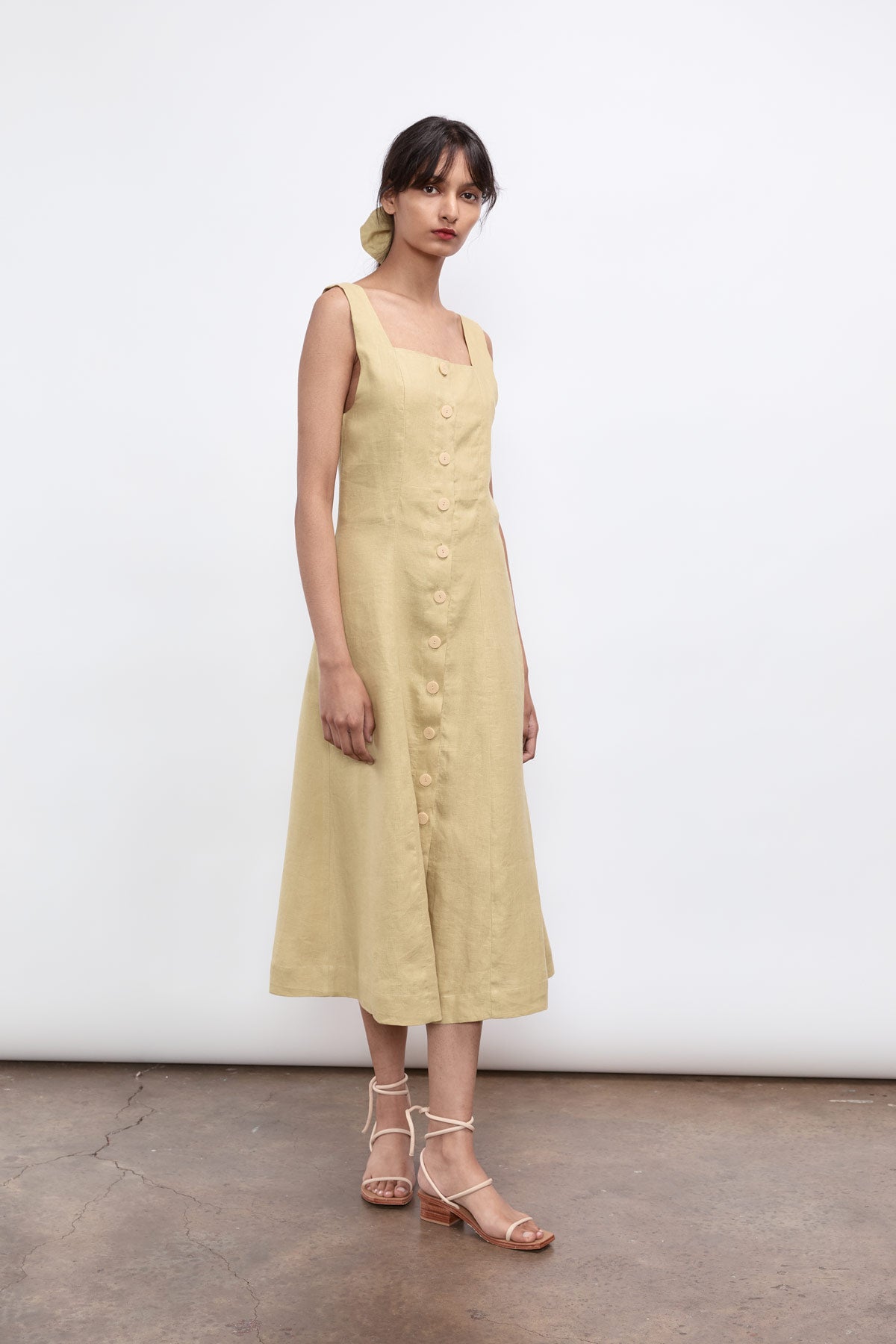 Load image into Gallery viewer, Aloe Dress - Pistachio
