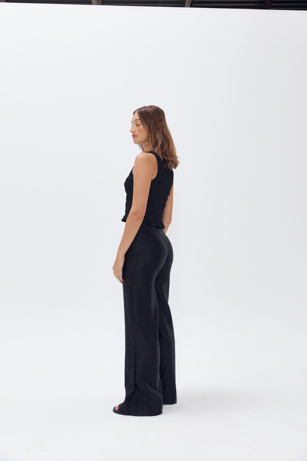 Load image into Gallery viewer, Volcanico Pants - Black
